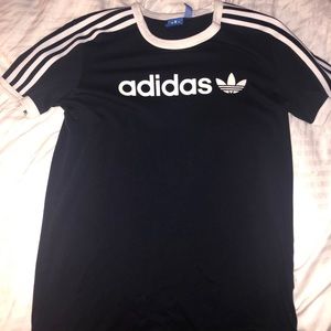 Adidas Linear Navy + White Tee